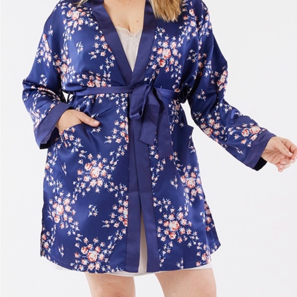 Morgan Lane- robe- navy foral- plus size